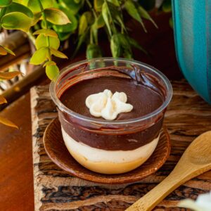 DOCE FELICIDADE - MOUSSE DE MARACUJÁ, CREME DE CASTANHA E CREME DE AVELÃ
