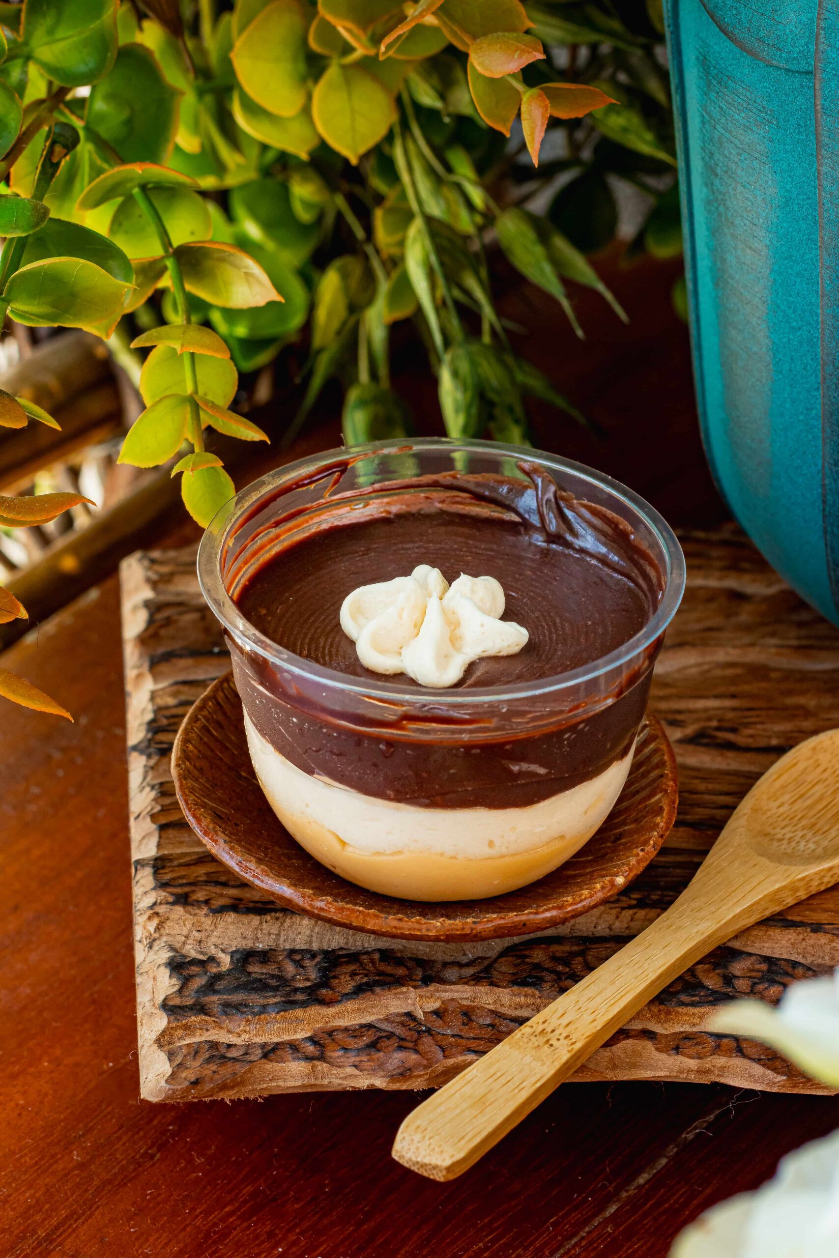 DOCE FELICIDADE - MOUSSE DE MARACUJÁ, CREME DE CASTANHA E CREME DE AVELÃ